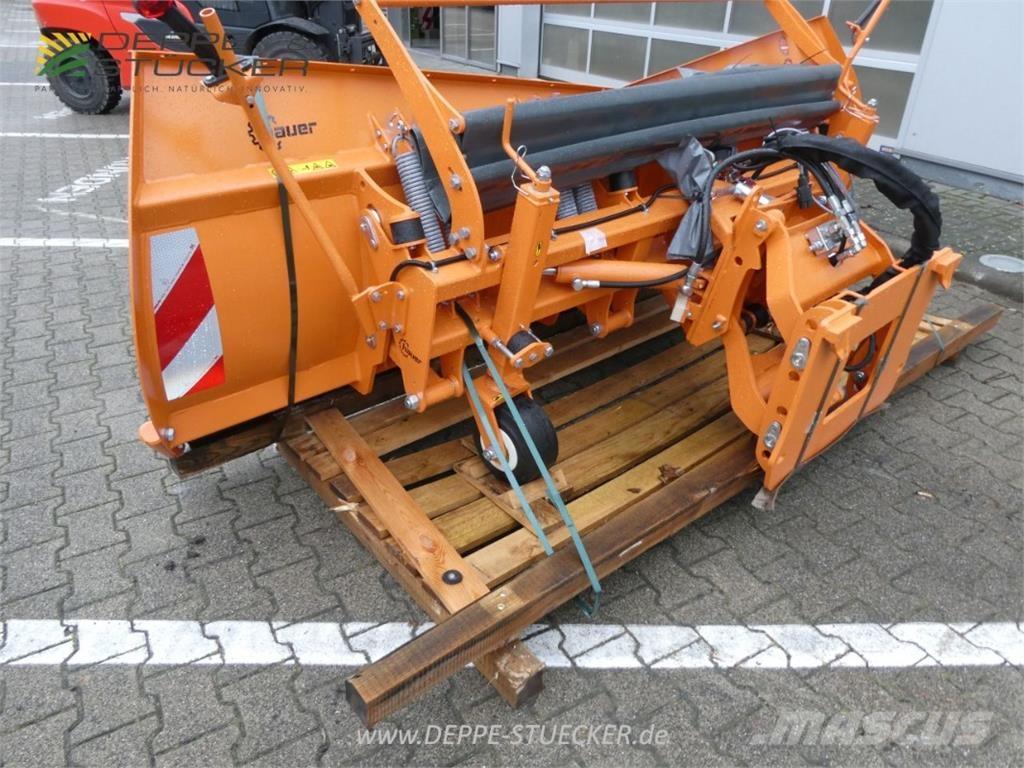 Hauer SRS-2L 刮雪板和犁