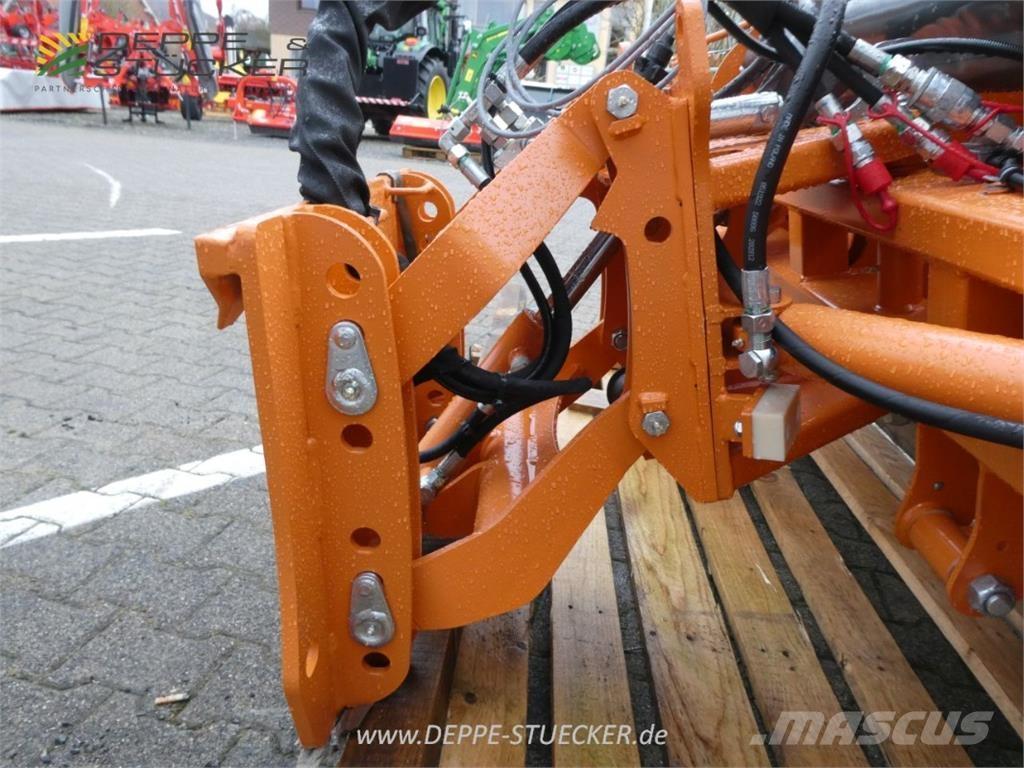 Hauer SRS-2L 刮雪板和犁