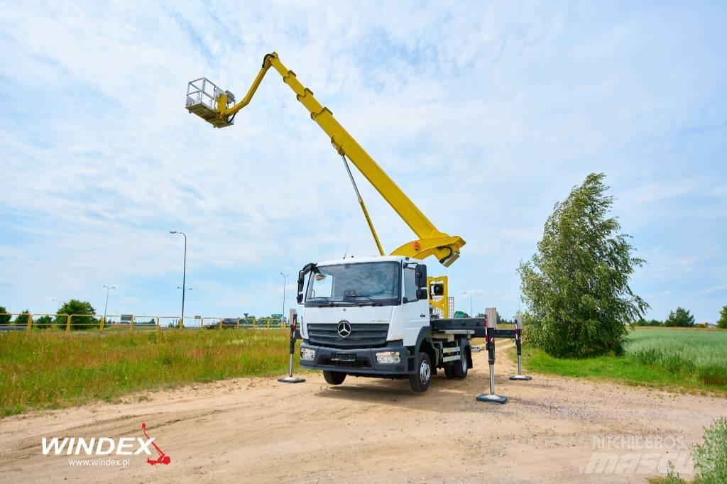 Palfinger P 300 KS 卡車裝載高空作業車