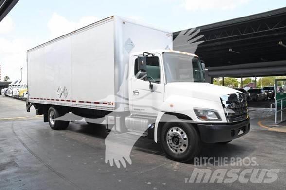 Hino 268 貨箱式卡車