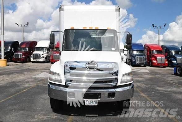 Hino 268A 曳引機組件