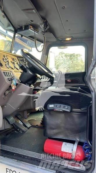 Peterbilt 388 其他