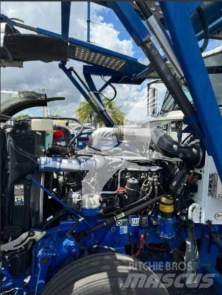 Peterbilt 389 其他