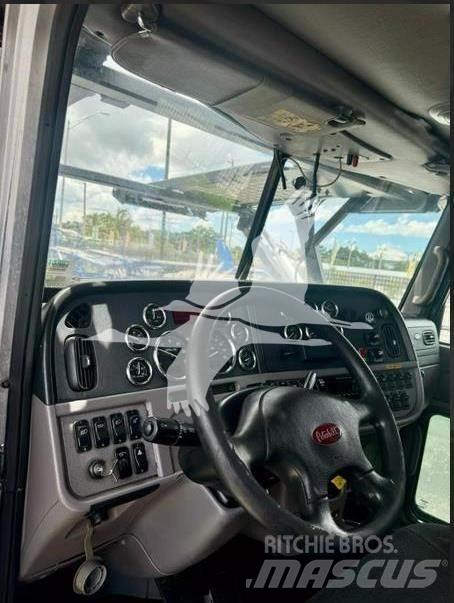 Peterbilt 389 其他