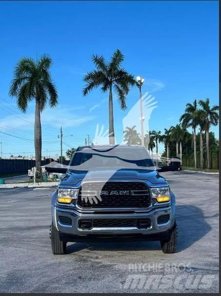 RAM 5500 SLT 商用底盤車