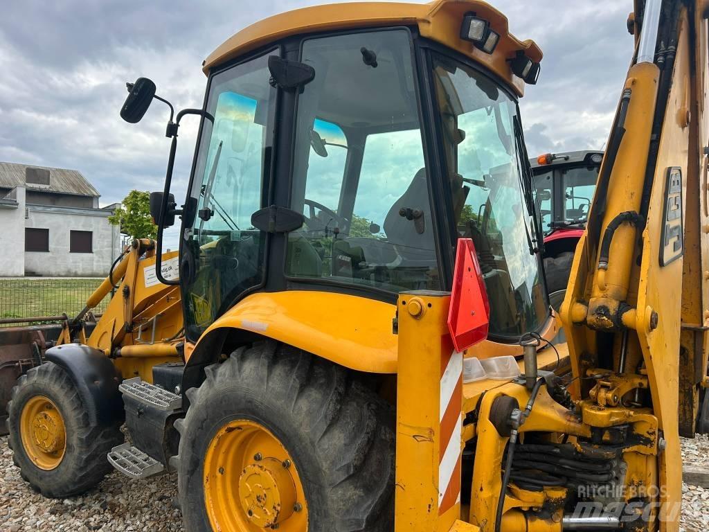 JCB 3 CX 反鏟裝載機