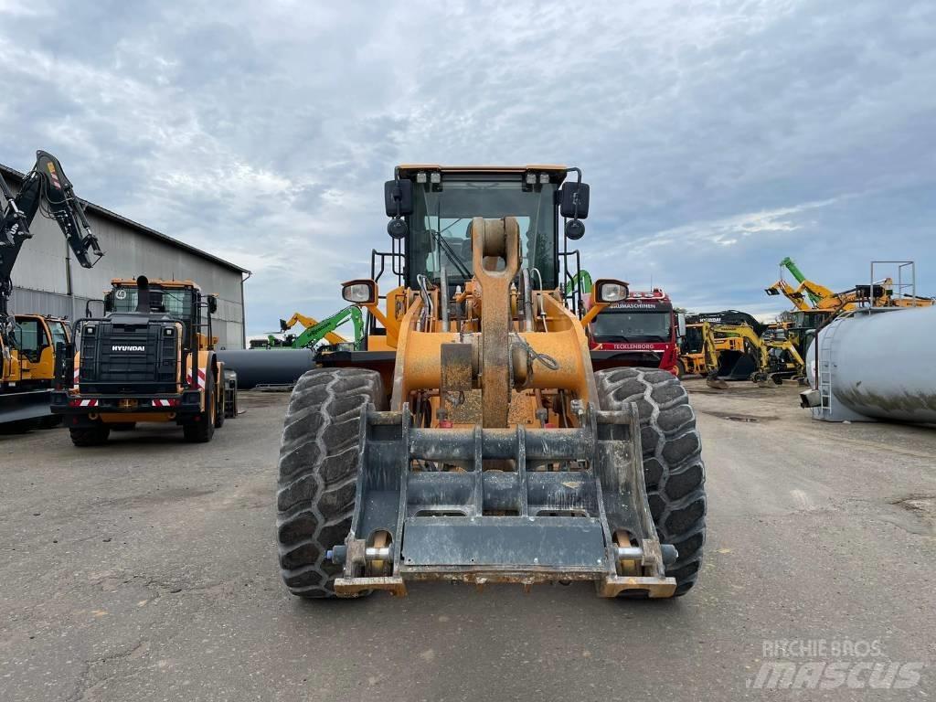 Hyundai HL960XT 輪胎式裝載機