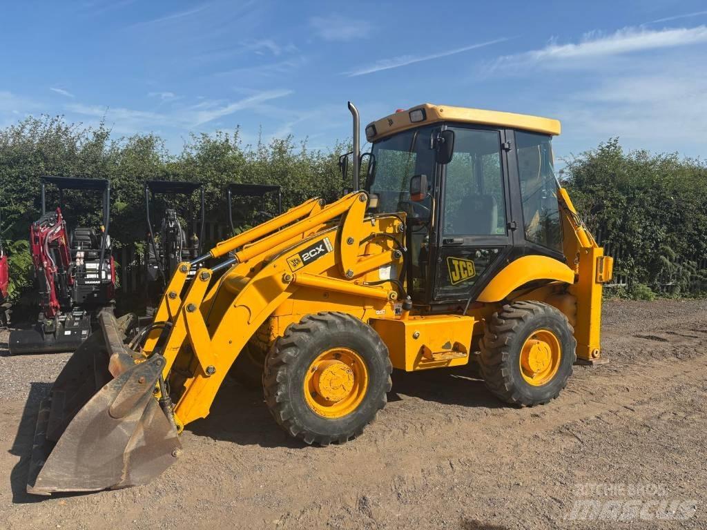 JCB 2CX 反鏟裝載機
