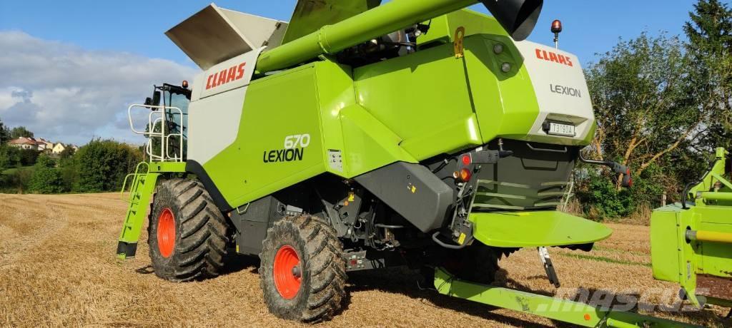 CLAAS Lexion 670 聯合收穫機