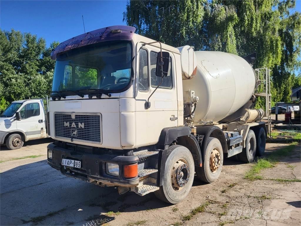 MAN 32.342 8X4 商用底盤車