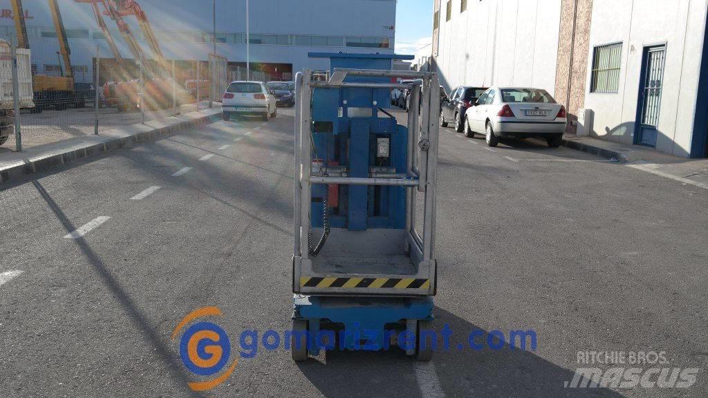 Genie GR 12 垂直升降工作台