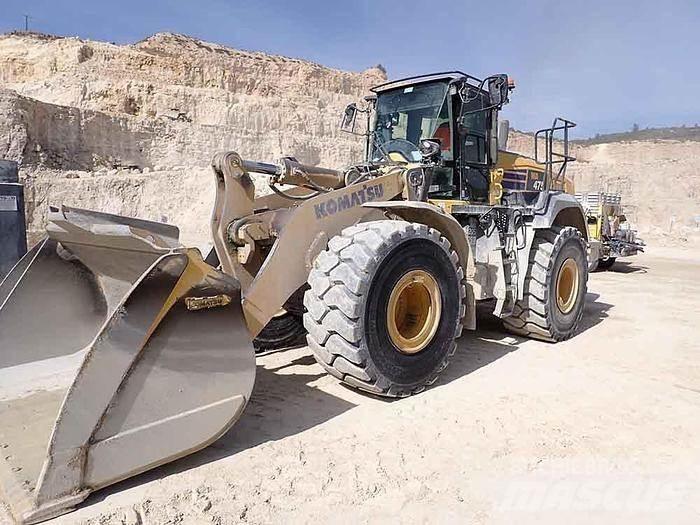 Komatsu WA475-10 輪胎式裝載機