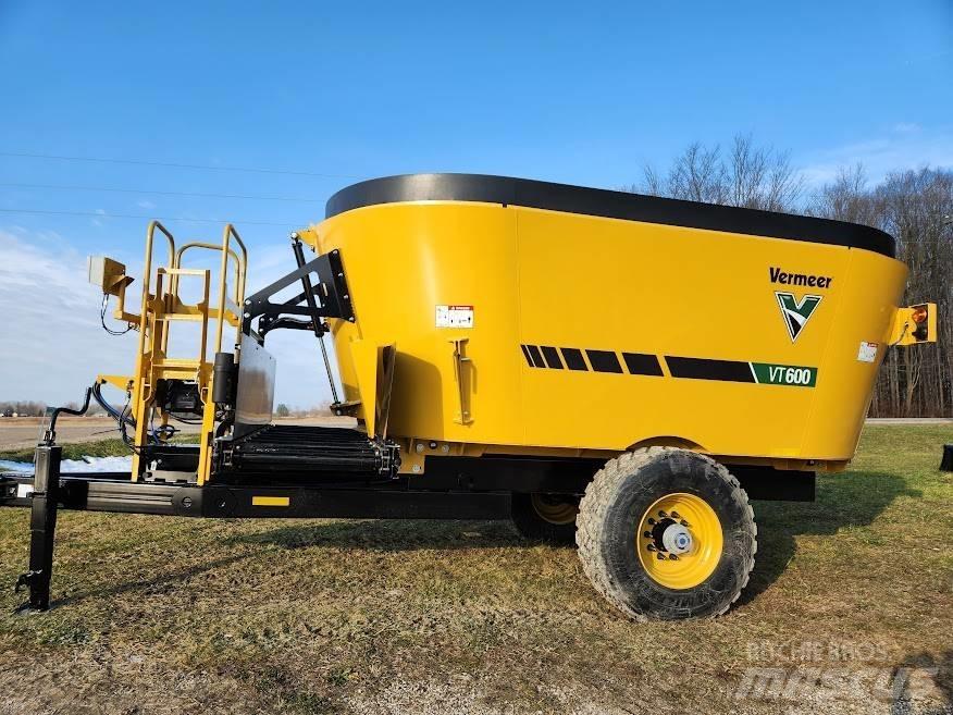 Vermeer VT600 混合餵料機
