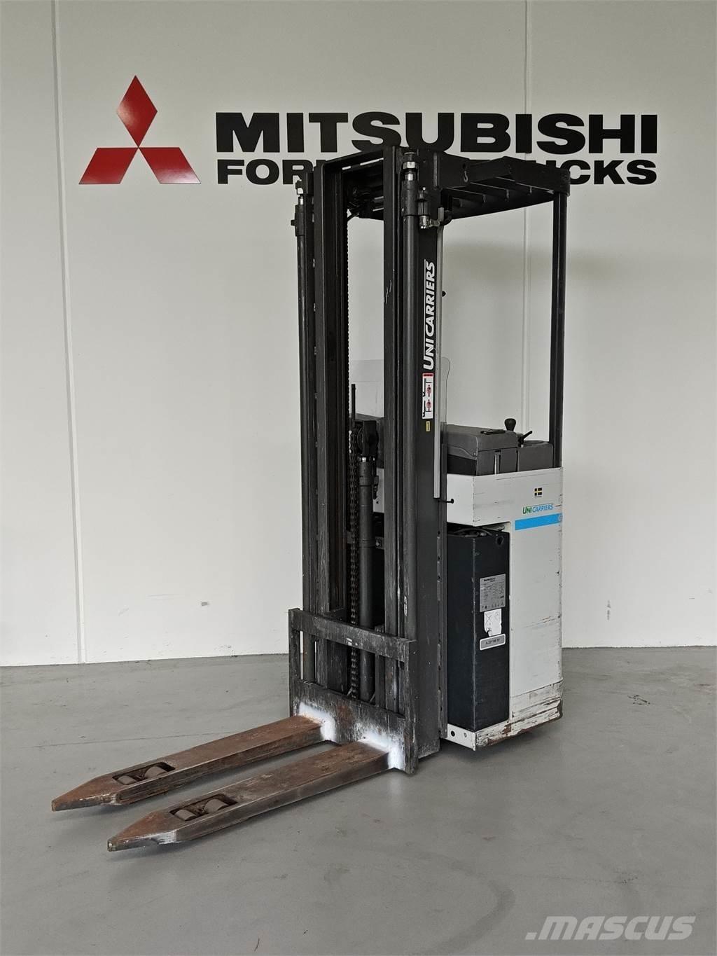 Atlet A160 自走式堆積機