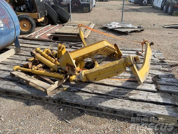 CAT 140H Scarifier 其他組件