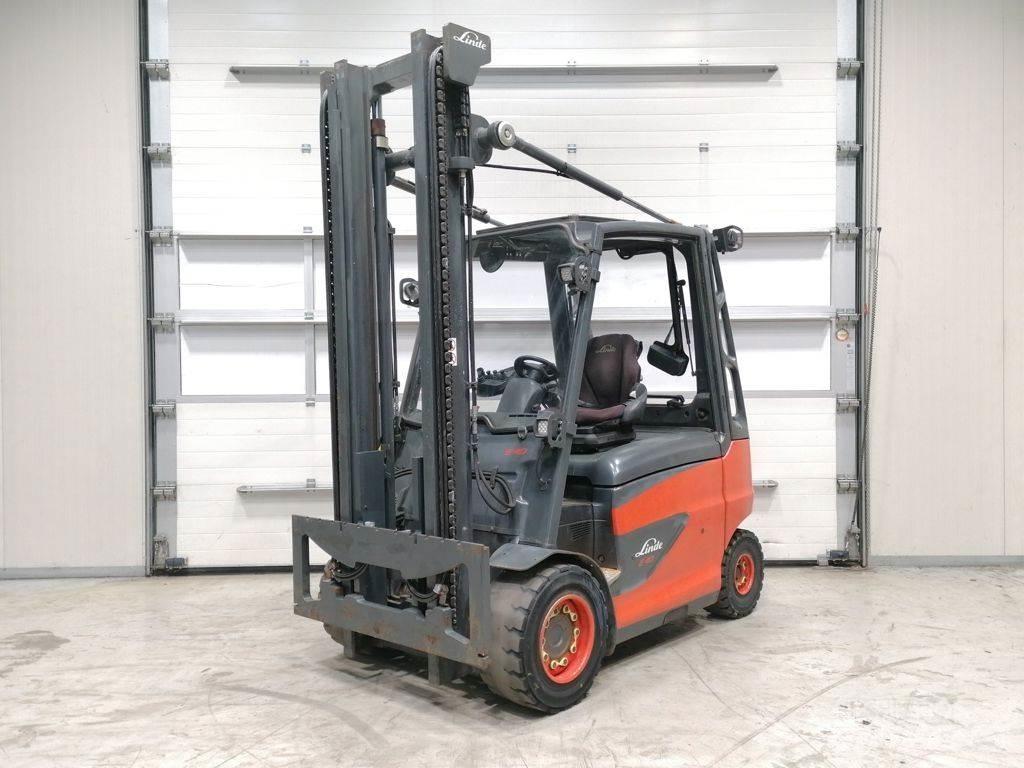 Linde E40H-01/600 電動堆高機