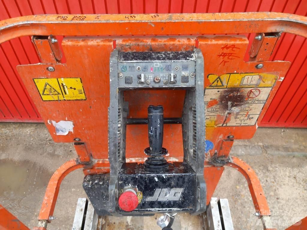 JLG 2030 ES 剪式升降機