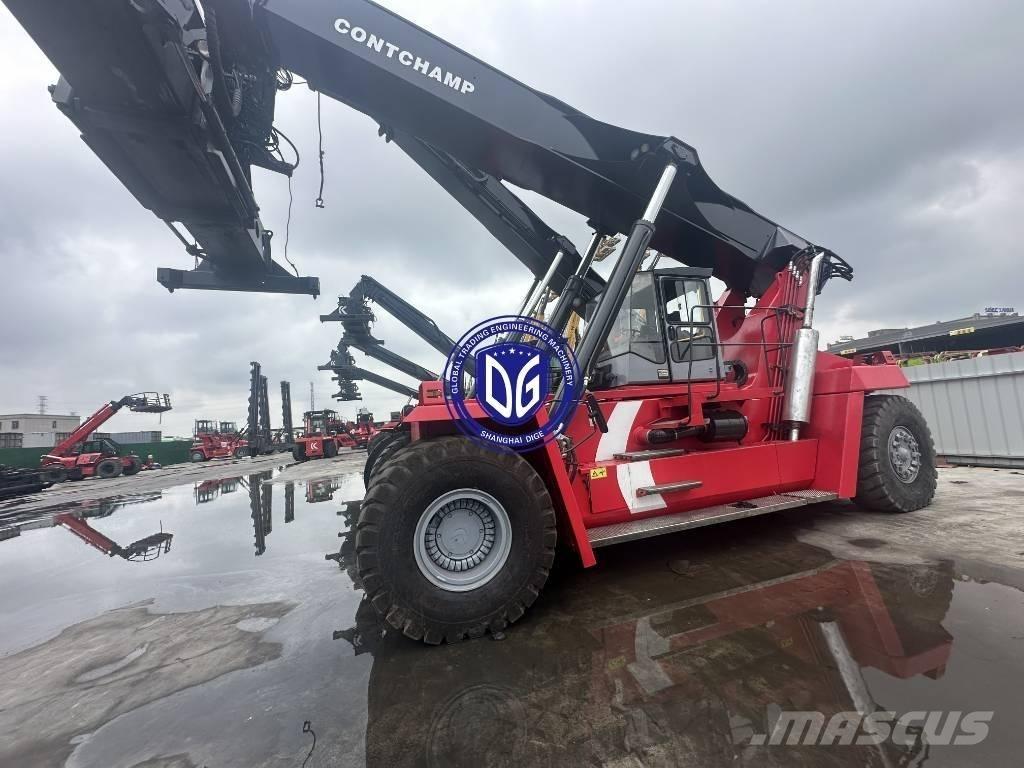 Kalmar DRF 450 前伸型堆積機