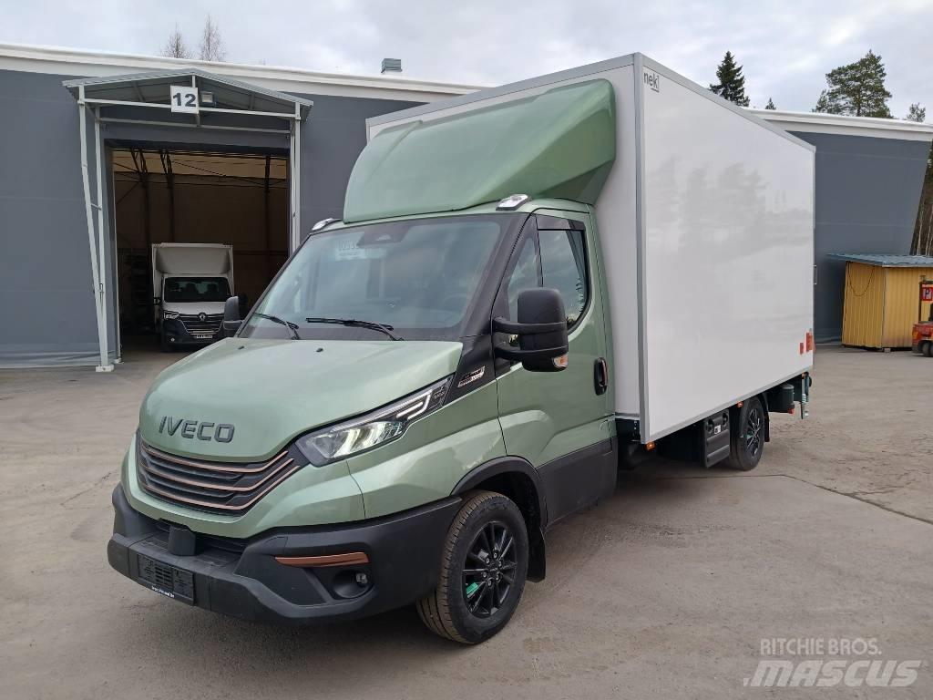 Iveco Daily 35S18A8 廂式貨物運輸車