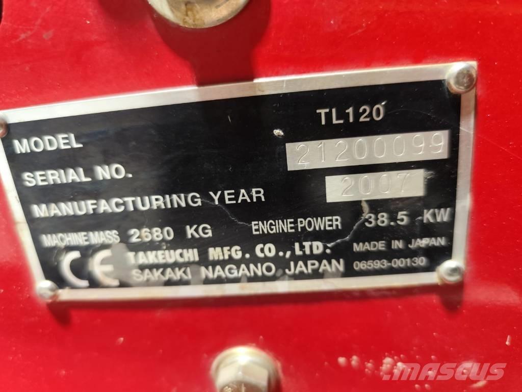 Takeuchi TL120 滑移轉向裝載機