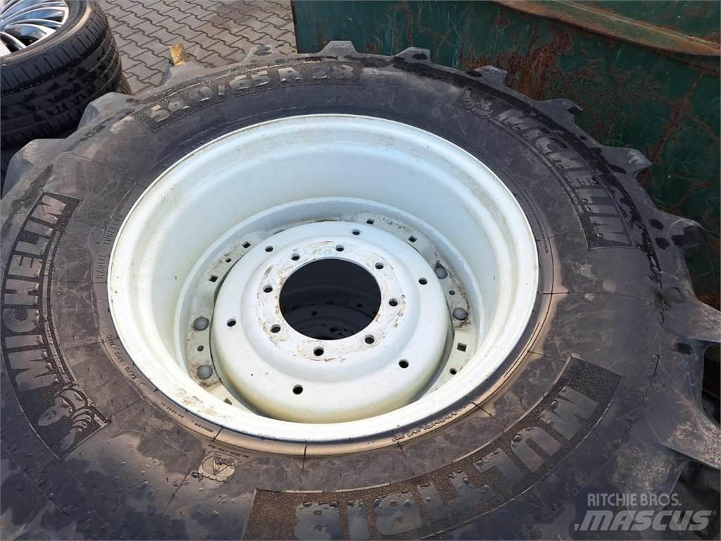 Michelin 540/65R28 輪胎、車輪和輪圈