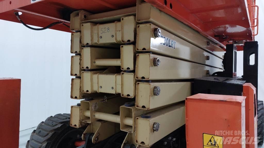 JLG 530 LRT 剪式升降機