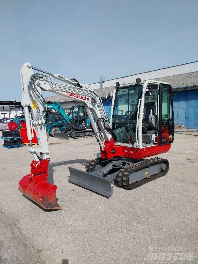 Takeuchi TB230 小型挖土機/掘鑿機<7t(小型挖掘機)