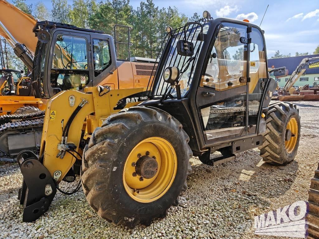 CAT TH 407 伸縮臂操作車