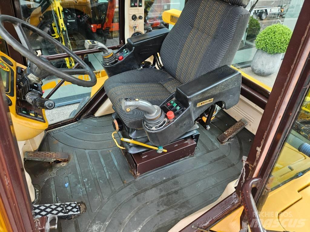 Hydrema 926 C 反鏟裝載機