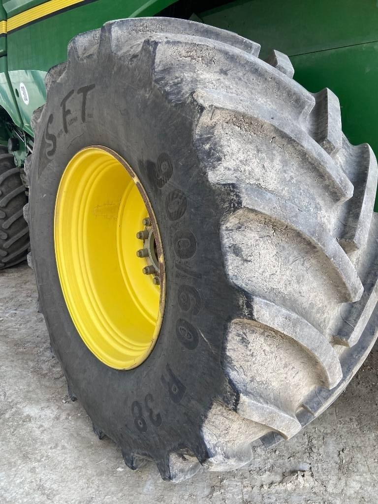 John Deere S 670 i 聯合收穫機