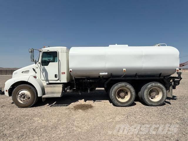 Kenworth T 300 水車