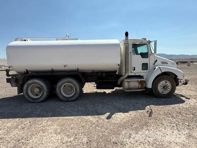 Kenworth T 300 水車