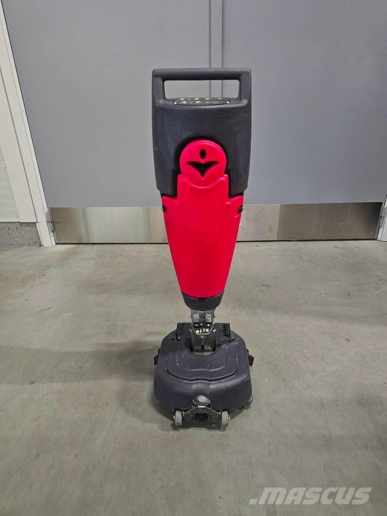 Hako Scrubmaster B3 洗地吸乾機