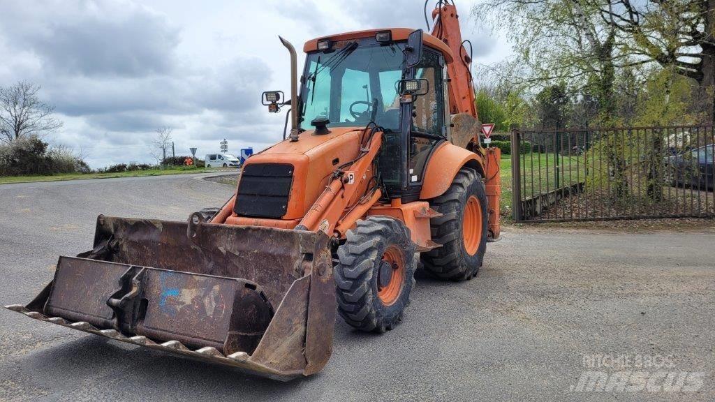 Fiat-Hitachi FB 100 反鏟裝載機