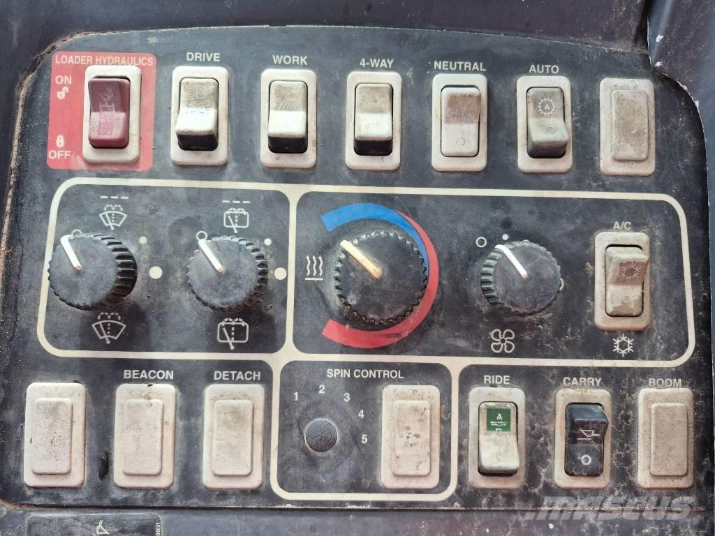 John Deere 444 H 輪胎式裝載機