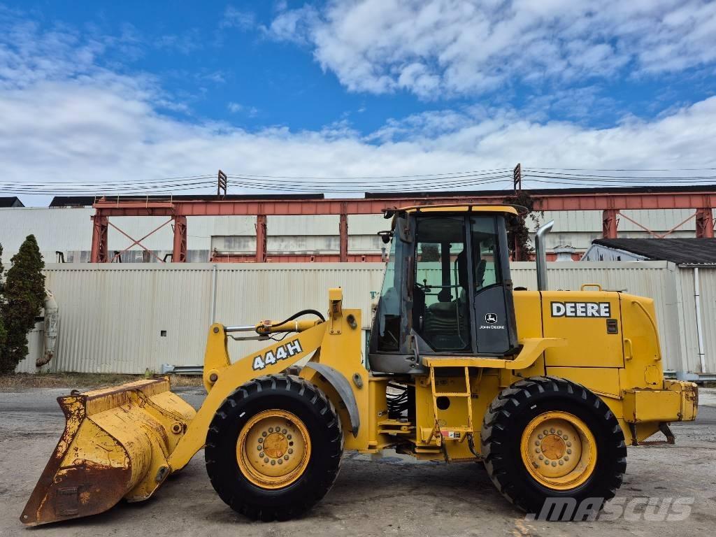 John Deere 444 H 輪胎式裝載機