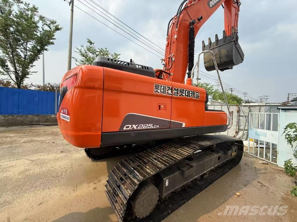 Doosan DX 225 LCA 履帶式 挖土機/掘鑿機/挖掘機