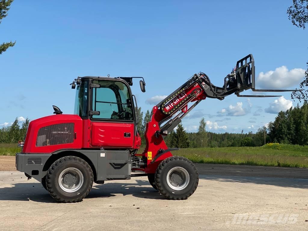  Manitech  MTech 4,5T 伸縮輪式裝載機
