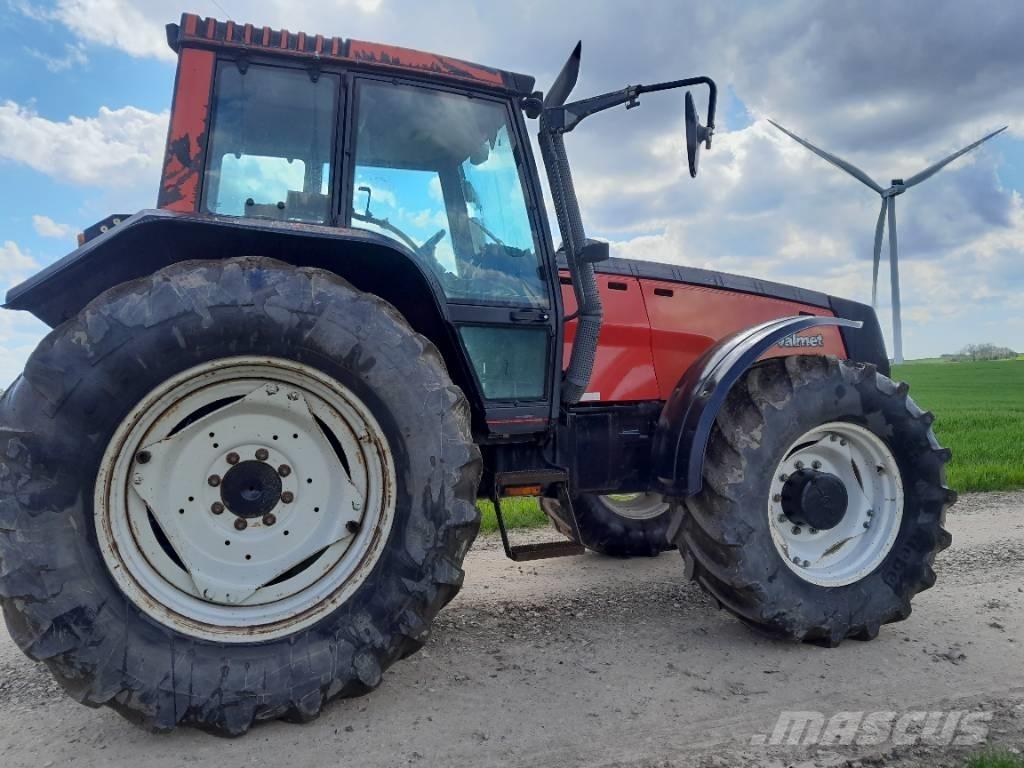Valmet 8450 Mega 曳引機