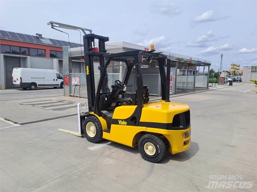 Yale GDP35VX 柴油卡車