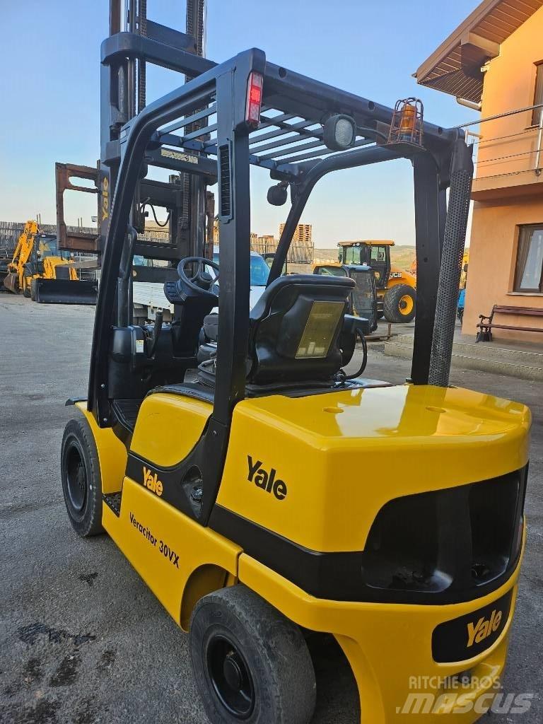 Yale 30 veracitor 前伸式堆高機(叉車)