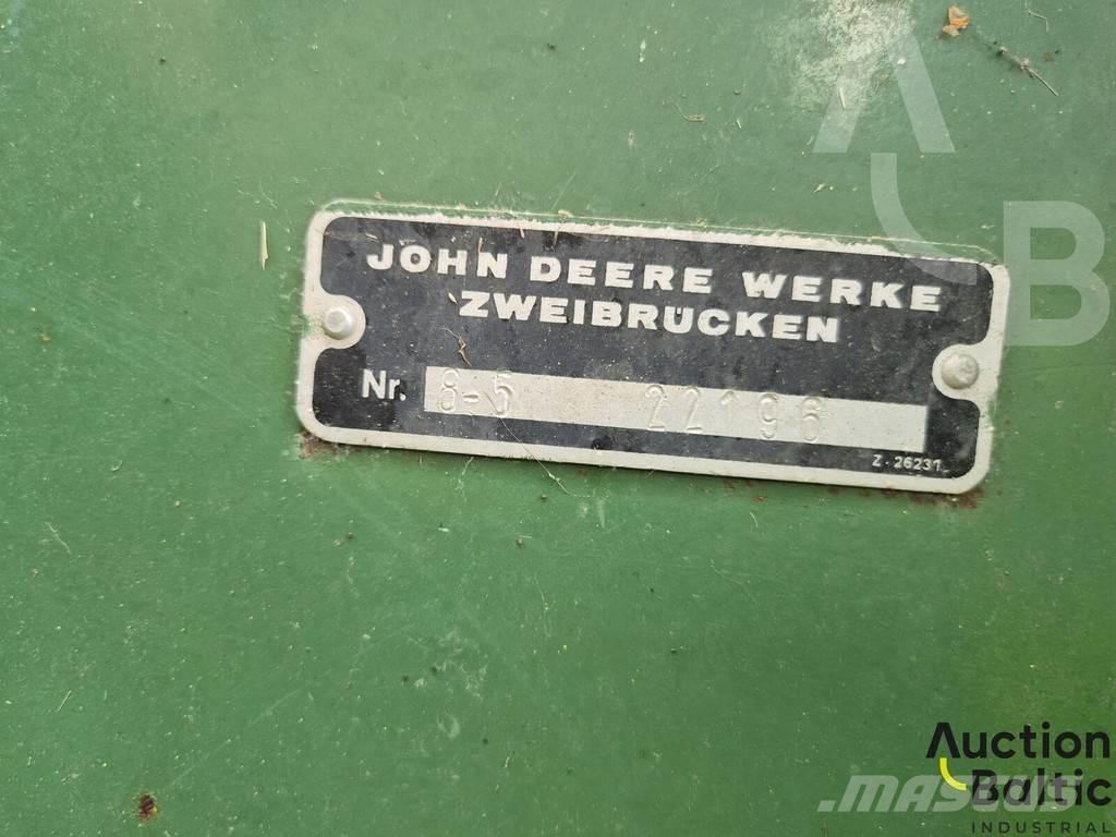 John Deere 935 聯合收穫機