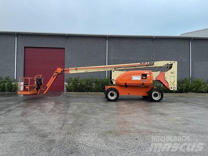 JLG 800AJ 曲臂高空作業車