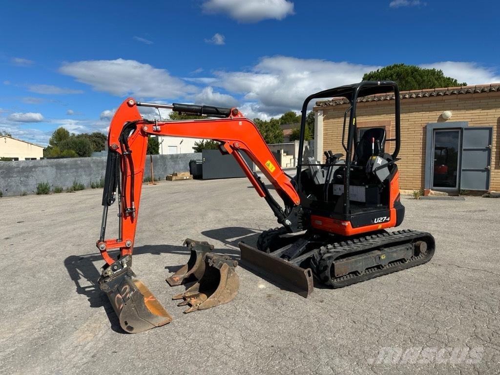 Kubota U 27-4 小型挖土機/掘鑿機<7t(小型挖掘機)