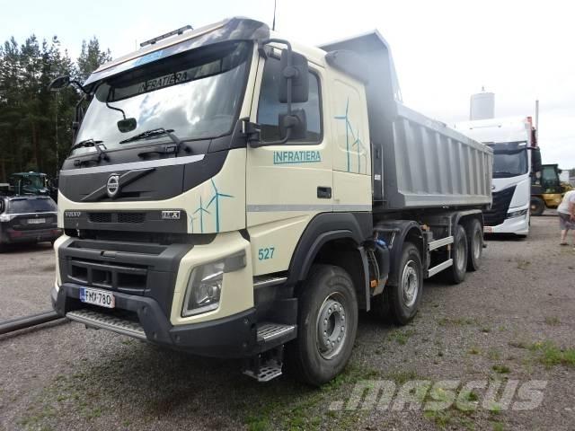 Volvo FMX 8x4 傾卸式卡車