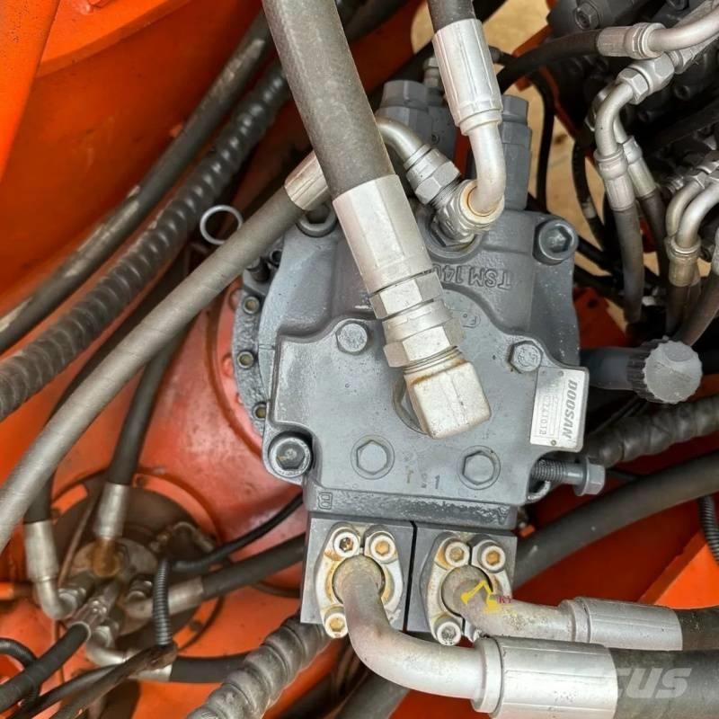 Doosan DX225-9C 履帶式 挖土機/掘鑿機/挖掘機