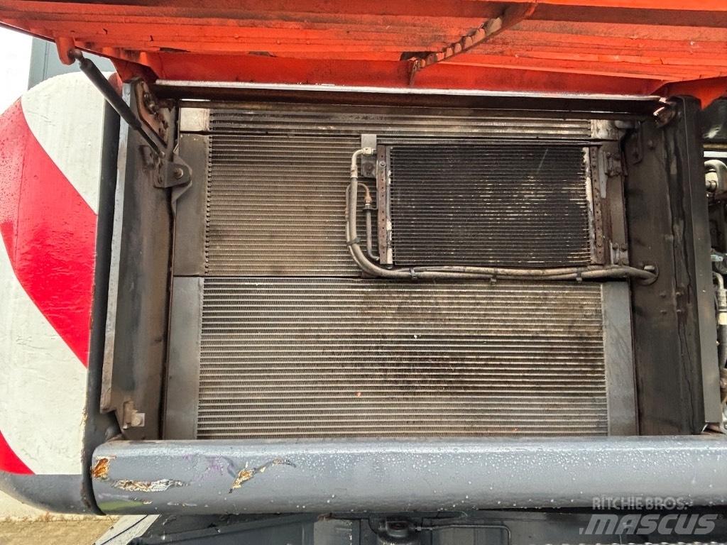 Atlas 350 MH 廢棄物/工業用操作車