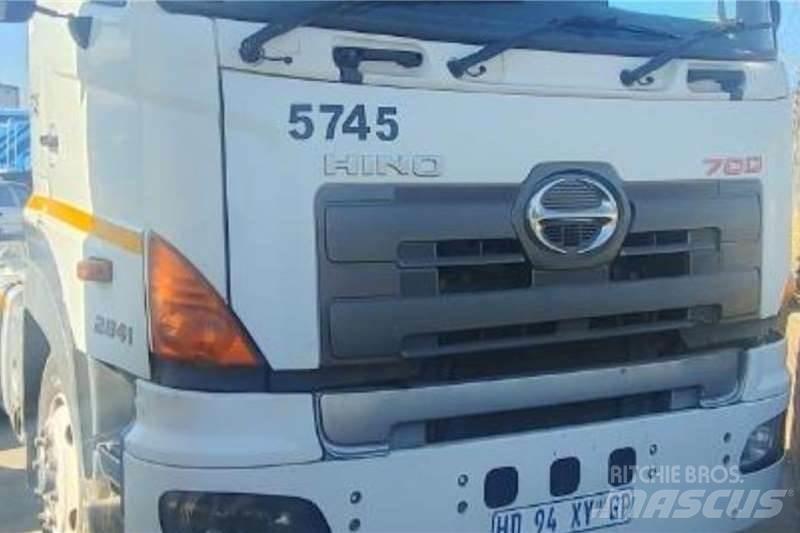 Hino 700 2841 其他貨車