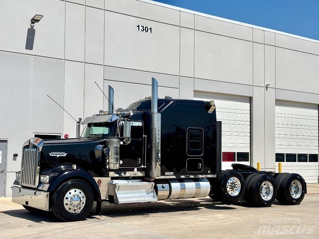 Kenworth W 900 曳引機組件