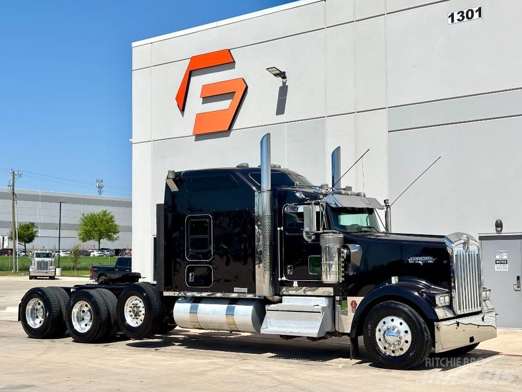 Kenworth W 900 曳引機組件